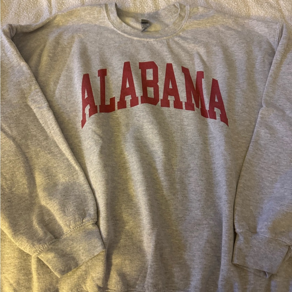Gildan Gray Heavy Blend Sweatshirt